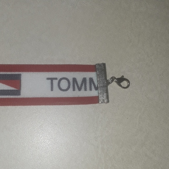 Tommy Hilfiger reworked choker - Picture 3 of 3